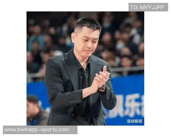 杨鸣点评北控防守策略并分析球队战术混乱问题