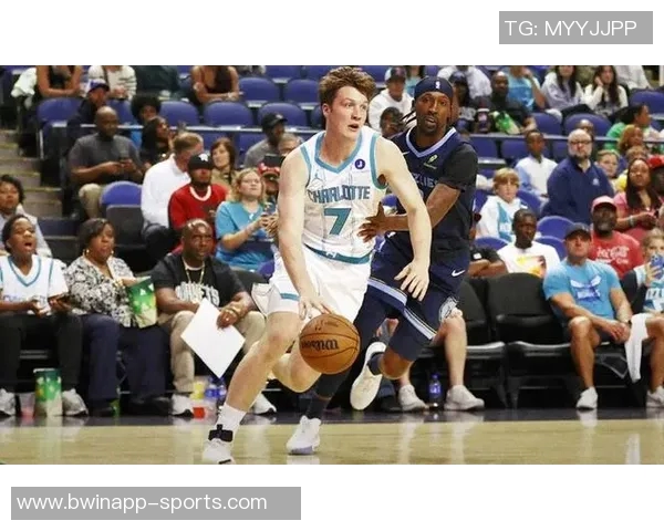 魔术主帅称黄蜂主场表现出色近期状态回暖令人印象深刻 魔术主帅称黄蜂主场表现出色近期状态回暖令人印象深刻